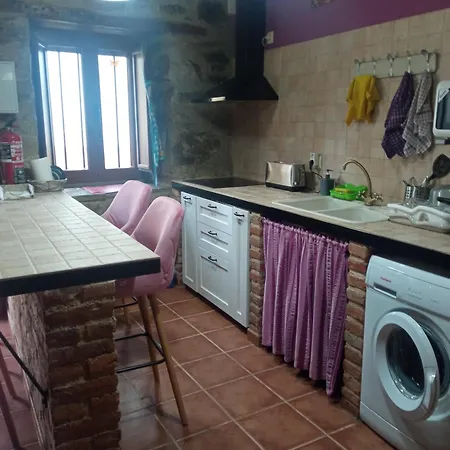 Casa Tipica Asturiana En Ribota - Laviana * Celleruelo